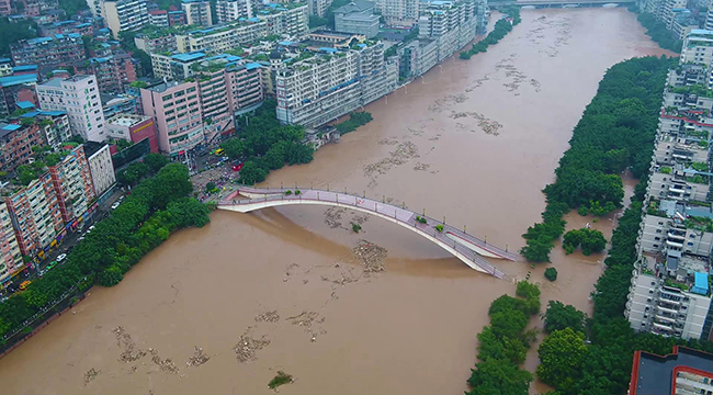 航拍：现场丨重庆首次洪水红色预警