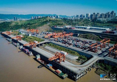 果园港水水中转实现四川长江干线港口全覆盖