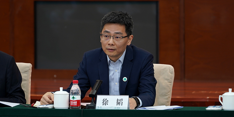 国网重庆市电力公司董事、党委副书记徐韬致辞