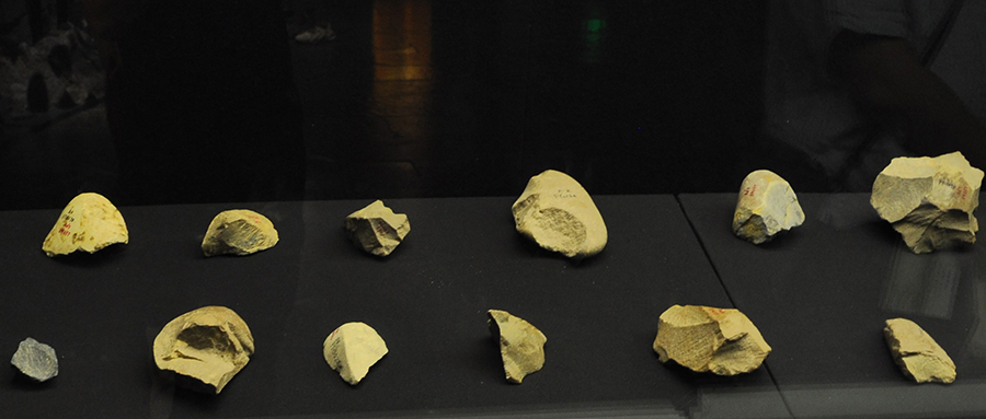 丰都烟墩堡遗址出土的部分旧石器时代石器，距今约5万年，现藏于重庆中国三峡博物馆。